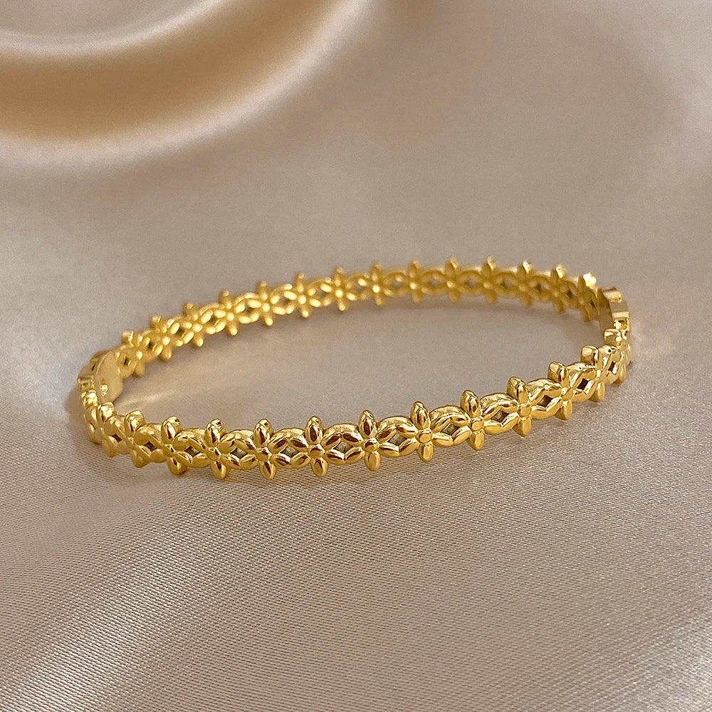 Blumenarmband aus Edelstahl 