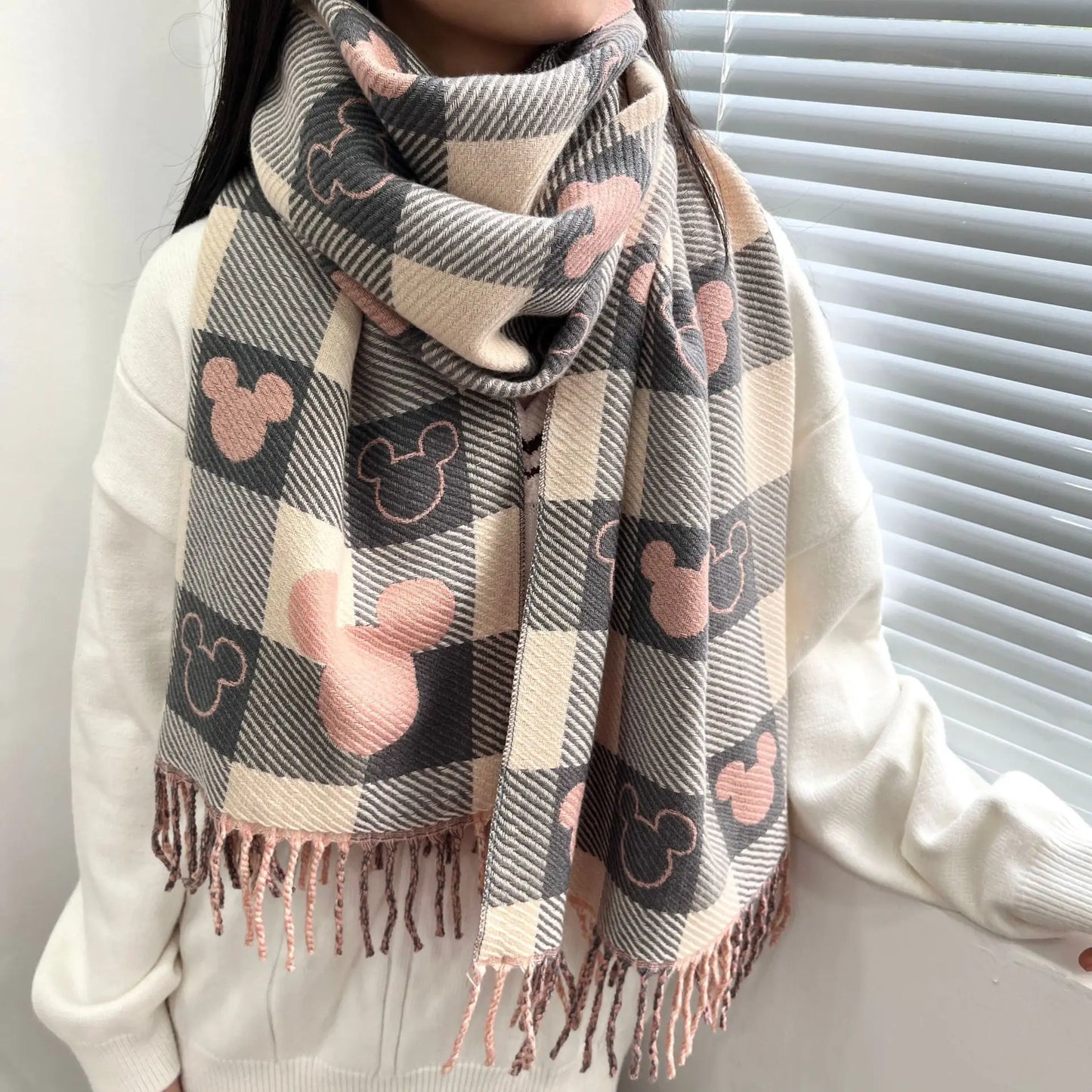 Luxury Cashmere Tassel Scarf Women