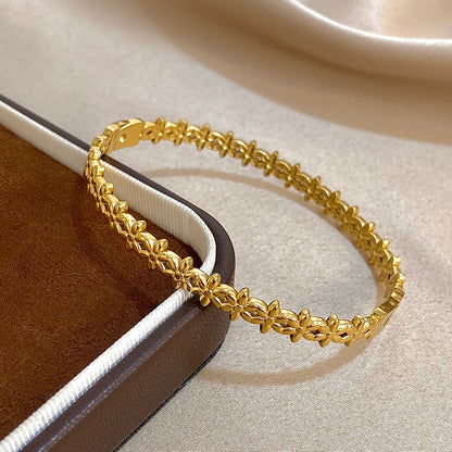 Blumenarmband aus Edelstahl 