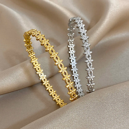 Blumenarmband aus Edelstahl 